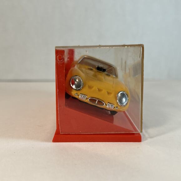 1960s Ideal Motorific Ferrari #9 Battery Operated Car w/ Original Display Case - Picture 2 of 16